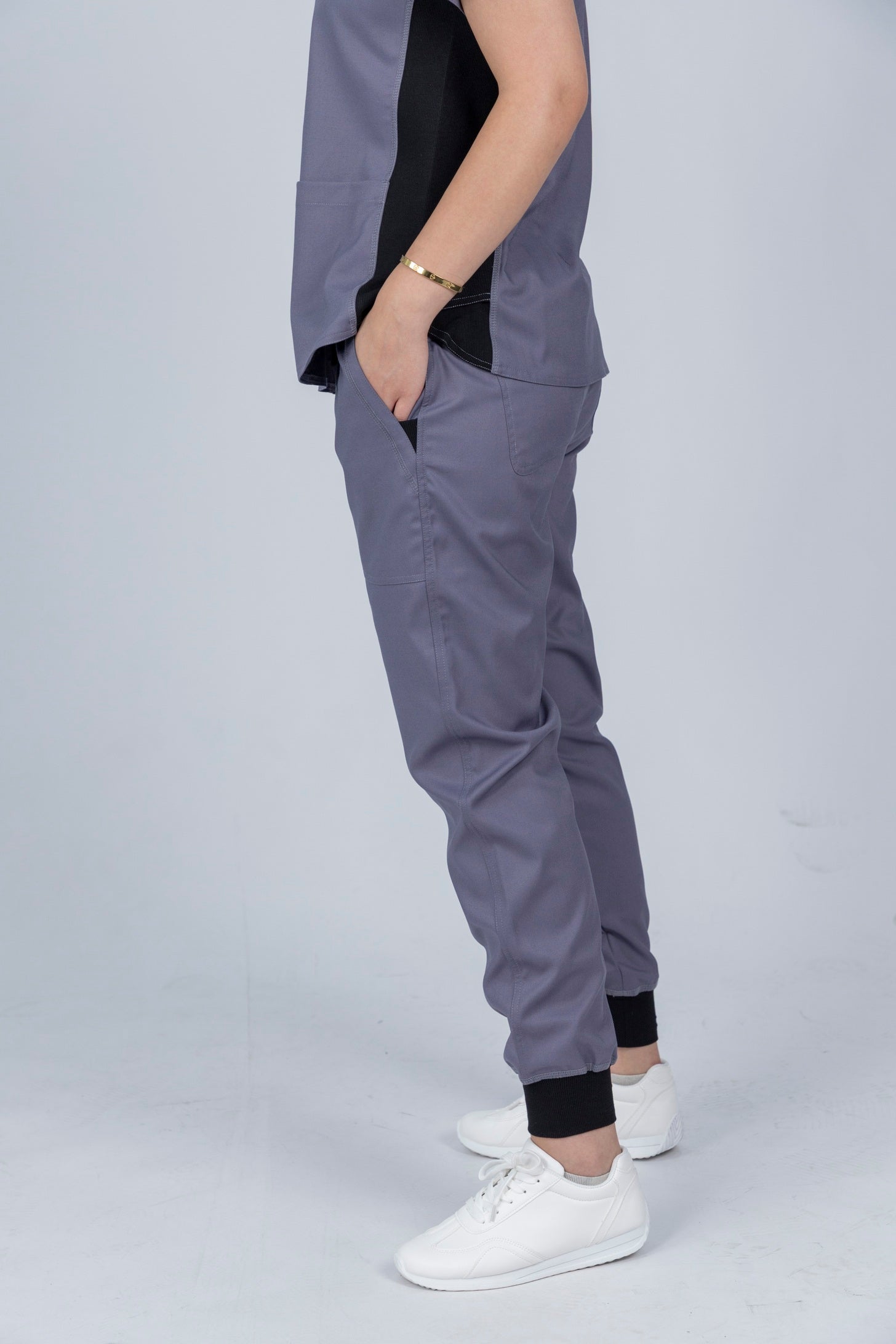 ZARA - Smokey Stone Scrub