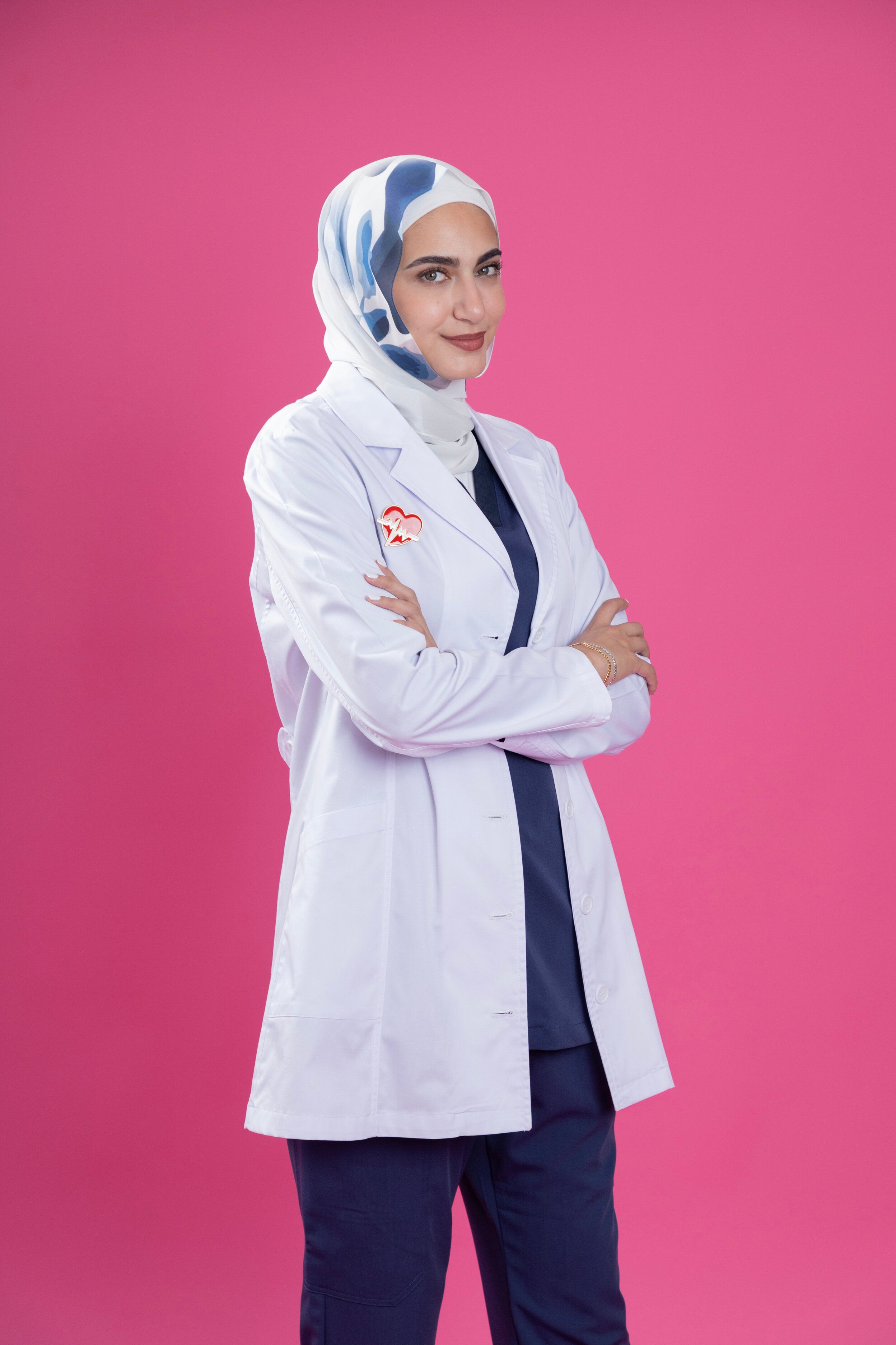 موديل 80-لاب كوت طبي ابيض