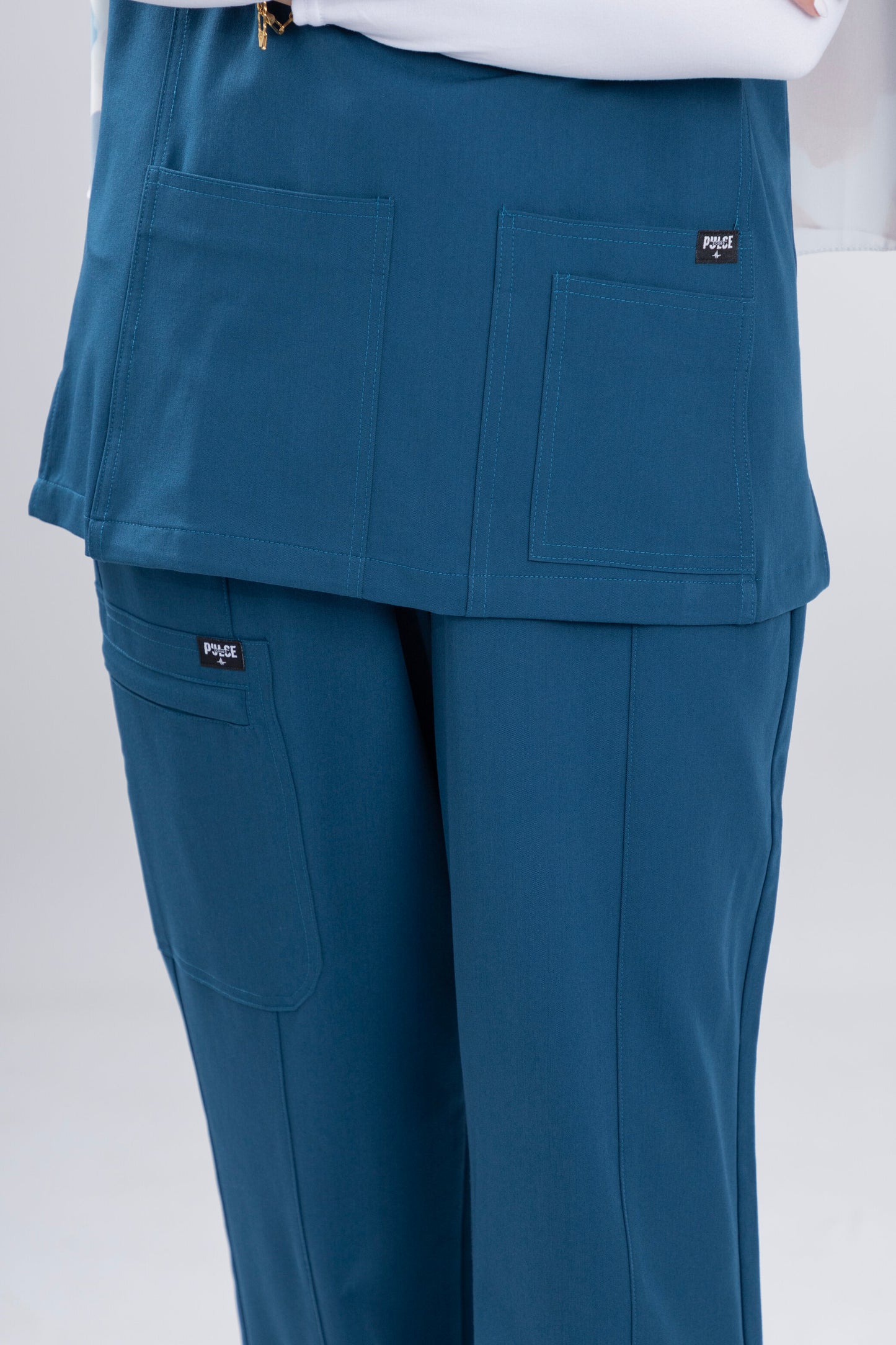 Universal - Aqua Lagoon Scrub